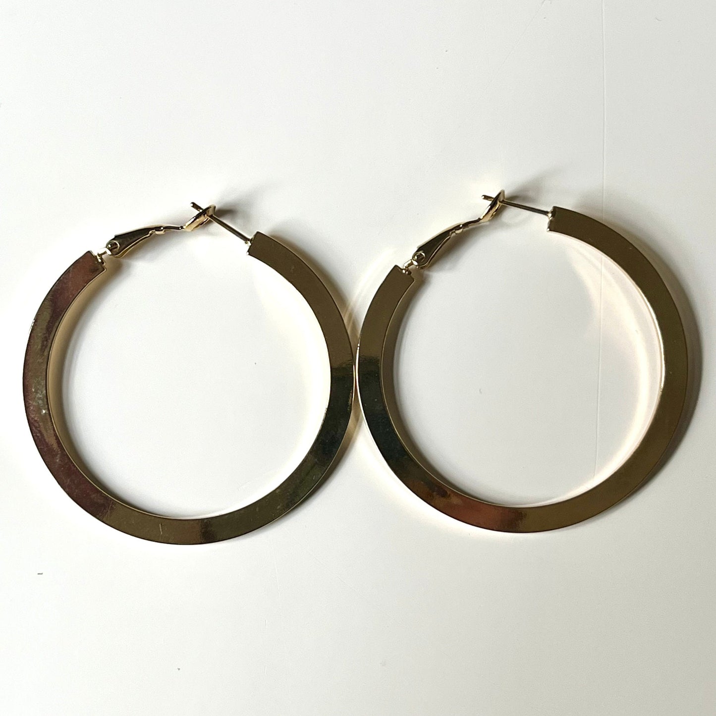 Brass Tone Shiny Finish Knife Edged Hoops