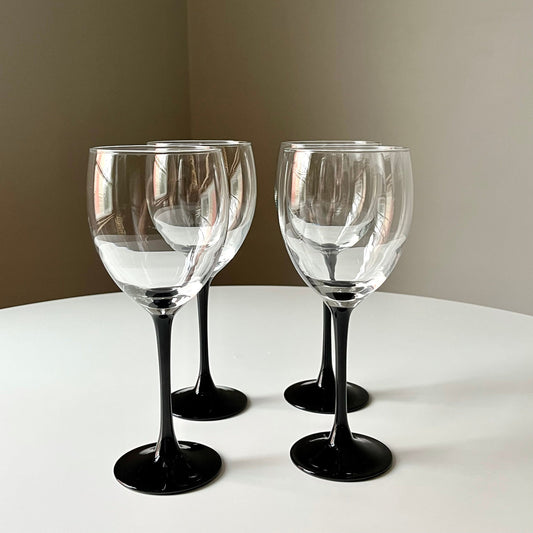 Black Stem Wine Glasses By Luminarc (10 fl oz)