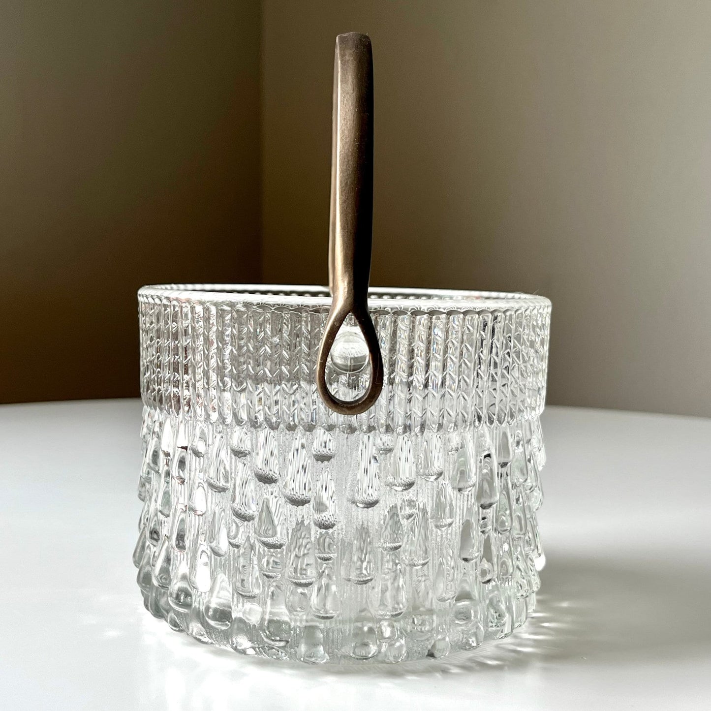 Tear Drop Ice Bucket with Bronze Handle