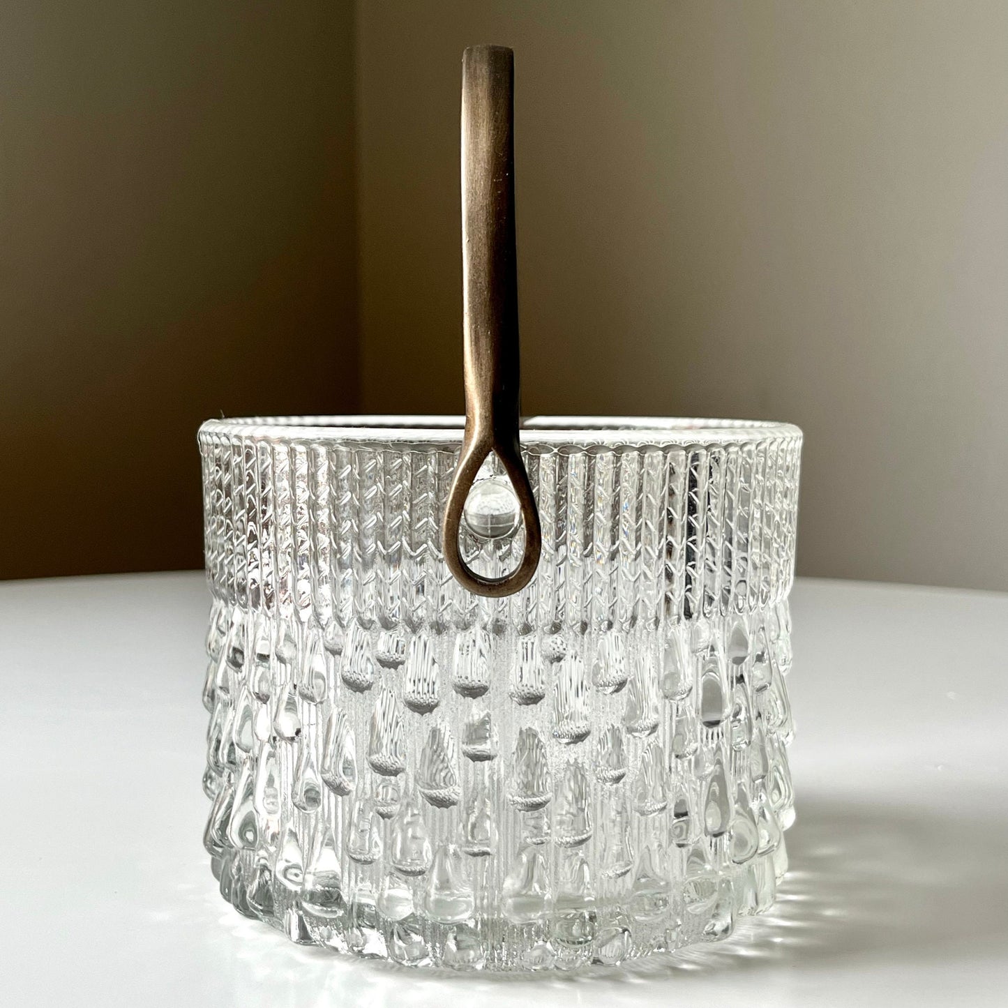 Tear Drop Ice Bucket with Bronze Handle