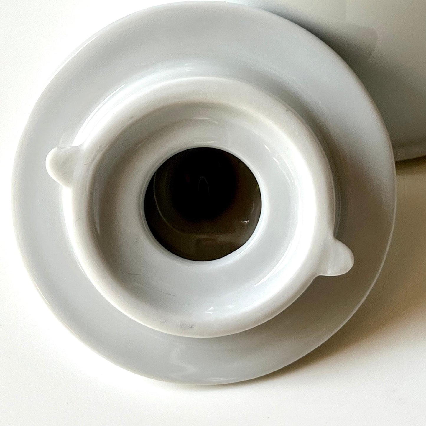 French White Porcelain Coffee Pot