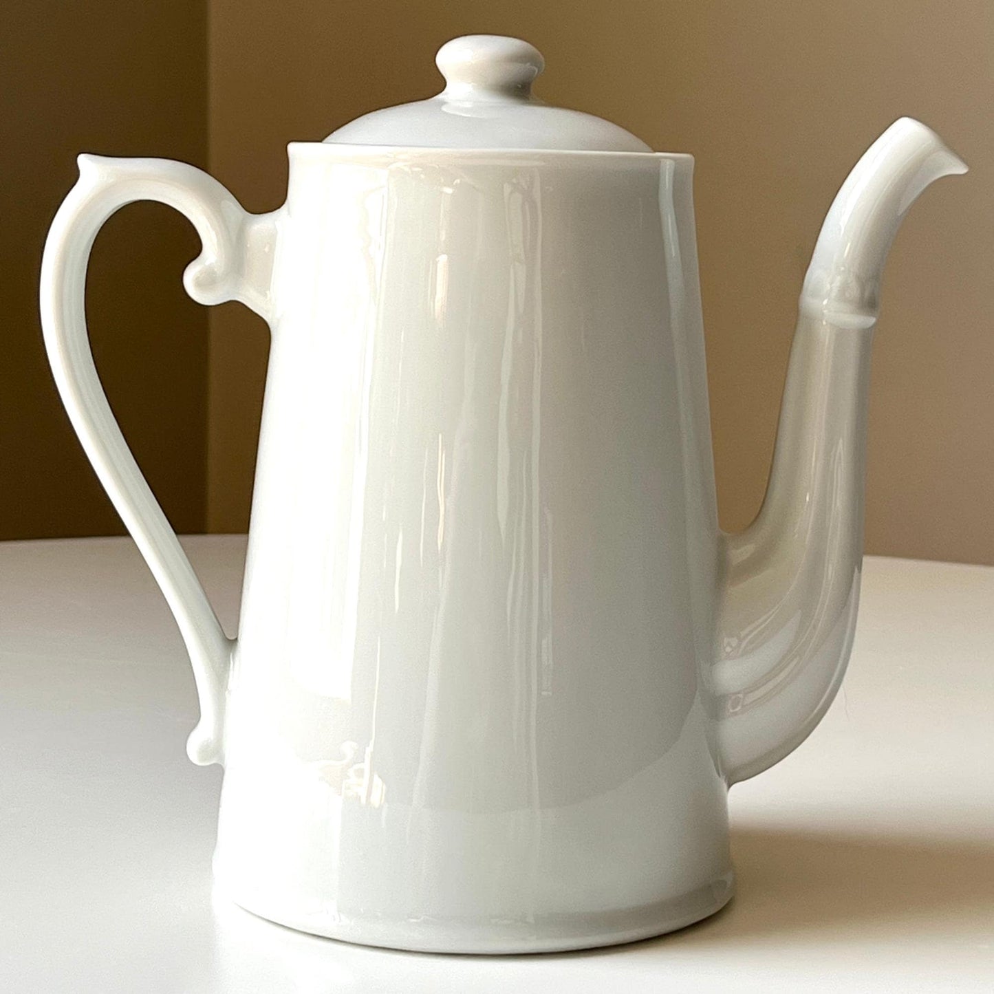 French White Porcelain Coffee Pot