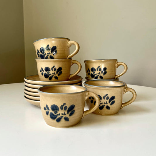 Pfaltzgraff Folk Art Coffee Cup Set