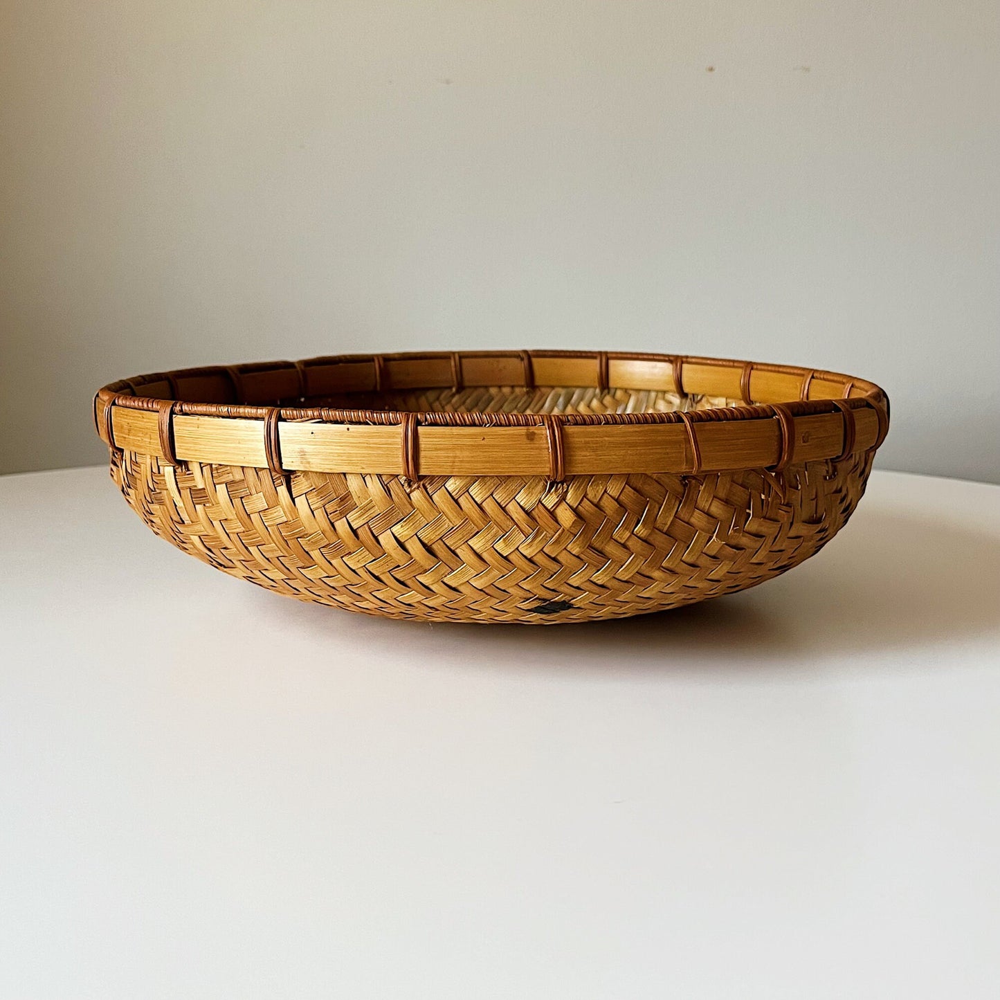 Circular Hand Woven Rattan Tray