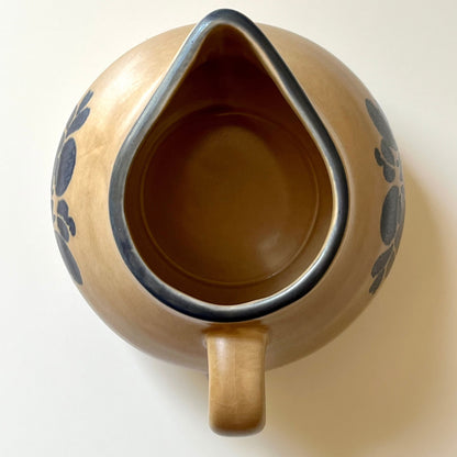 Folk Art Gravy Boat by Pfaltzgraff