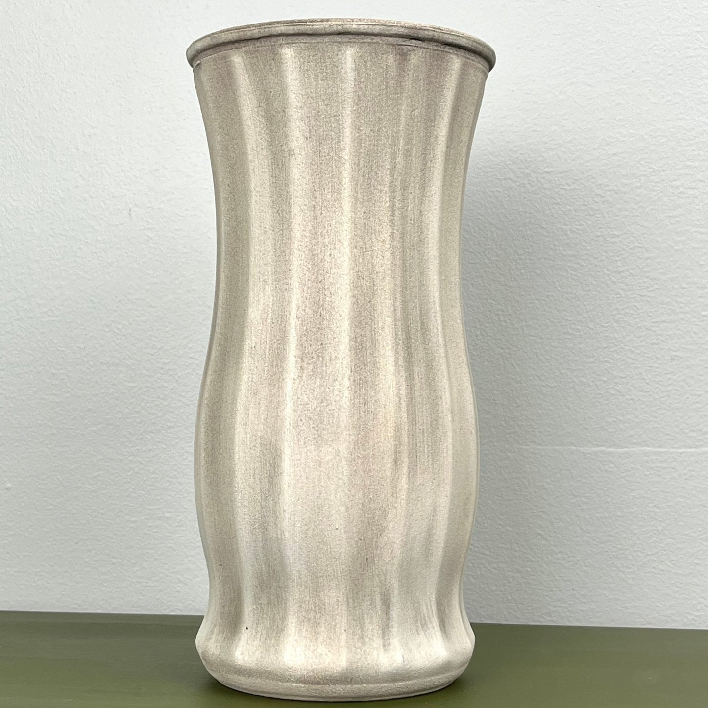 Cream Aged Vase with Vertical Ribbed Design